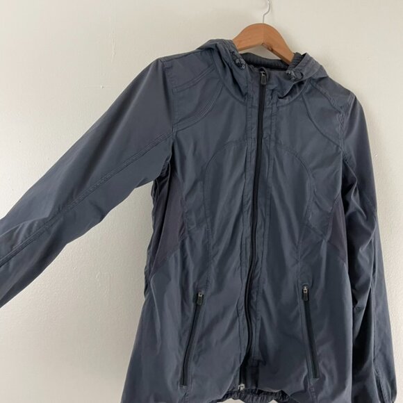Lululemon Downtime Hooded Full Zip Grey Rain Jacket Size 8 - Picture 5 of 7